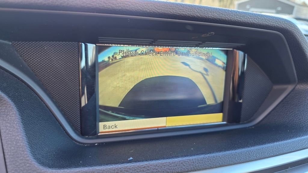 Used 2012 Mercedes-Benz E 350 4MATIC Sedan image 13