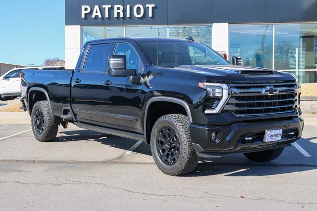 Used 2024 Chevrolet Silverado 3500 High Country w/ Technology Package
