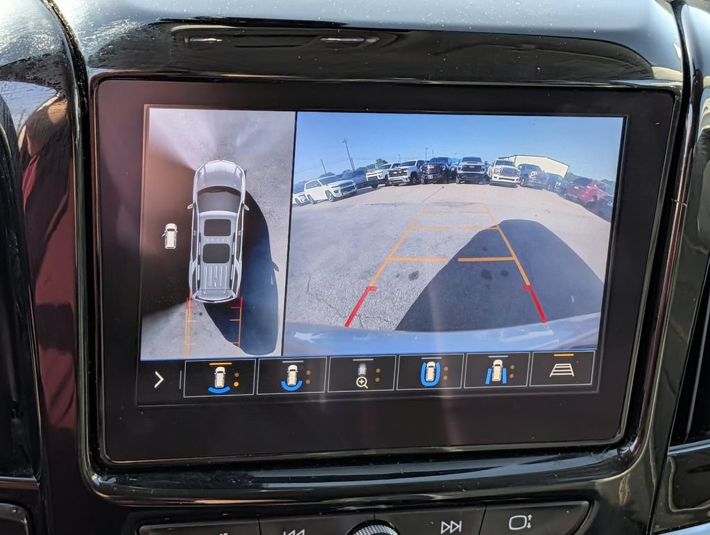 Used 2021 Chevrolet Traverse LT w/ LT Premium Package FWD image 19