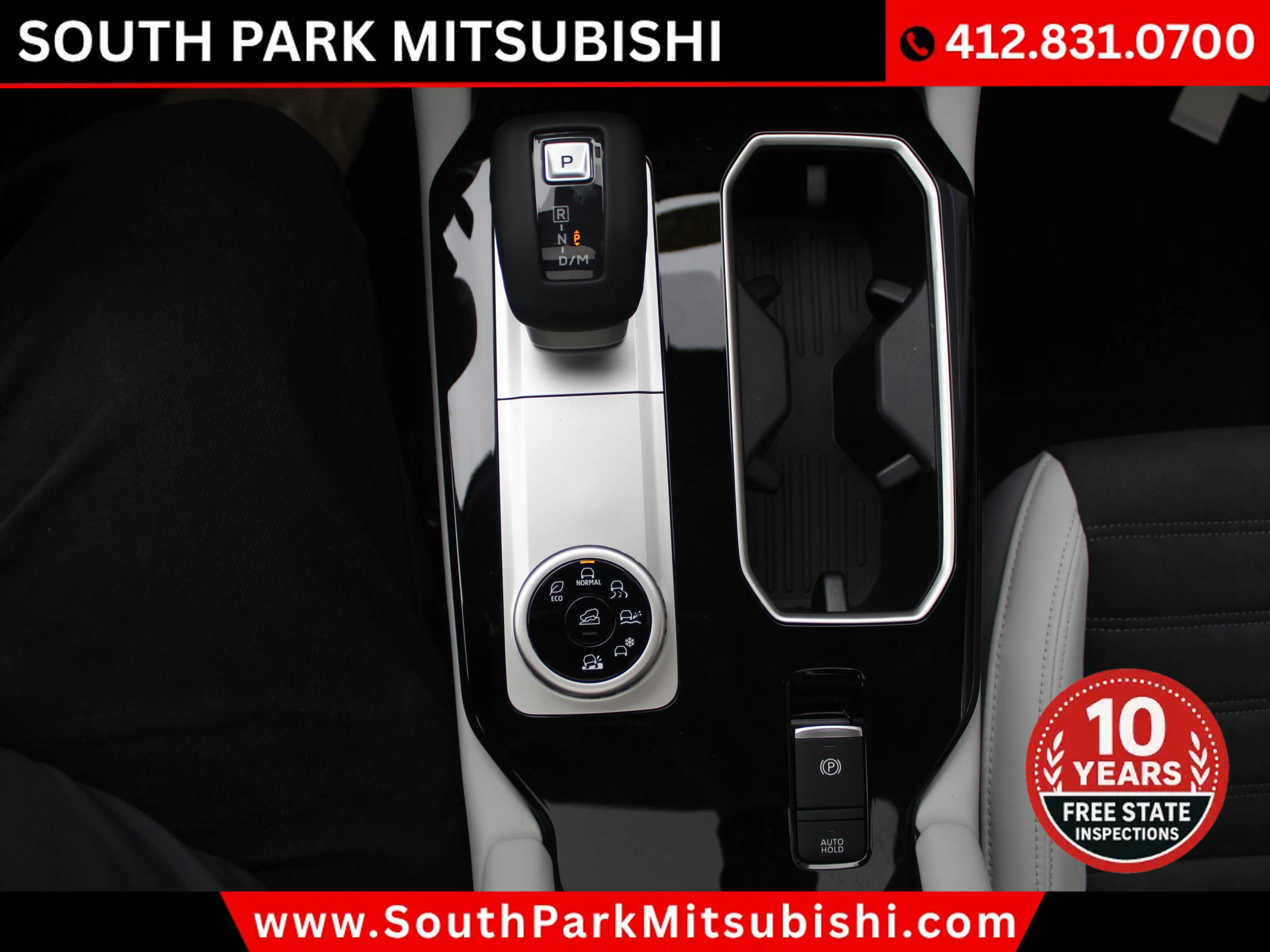 New 2025 Mitsubishi Outlander SE image 29