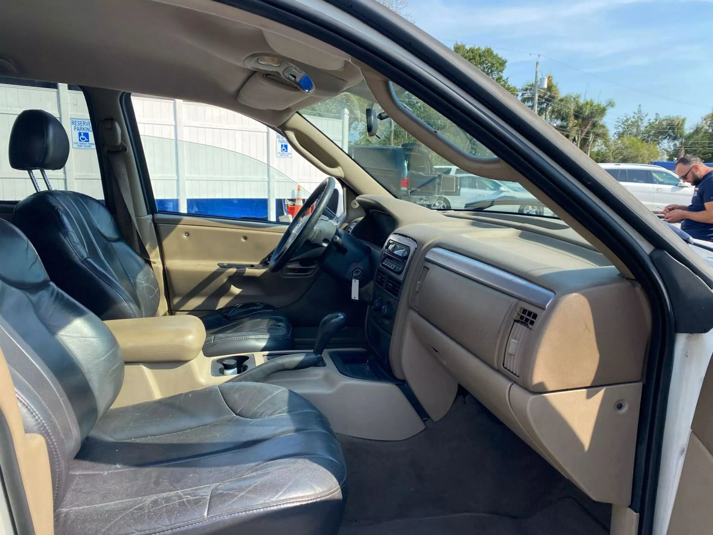 Used 2003 Jeep Grand Cherokee Laredo image 9