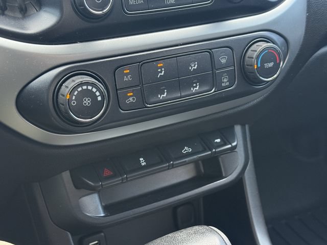 Used 2018 Chevrolet Colorado LT w/ LT Convenience Package RWD image 27