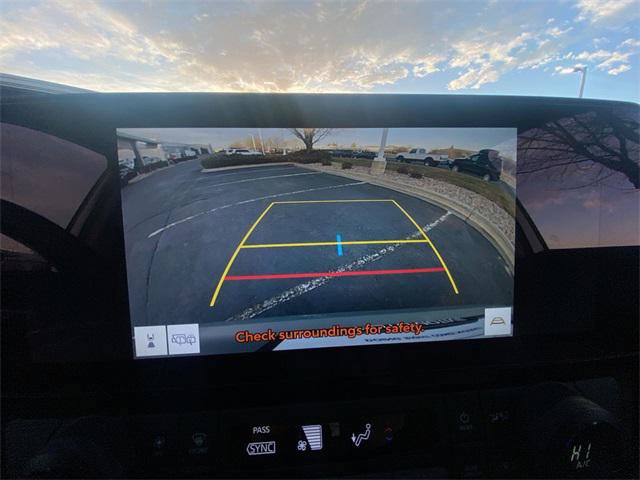 Certified 2025 Toyota Grand Highlander AWD Hybrid image 16