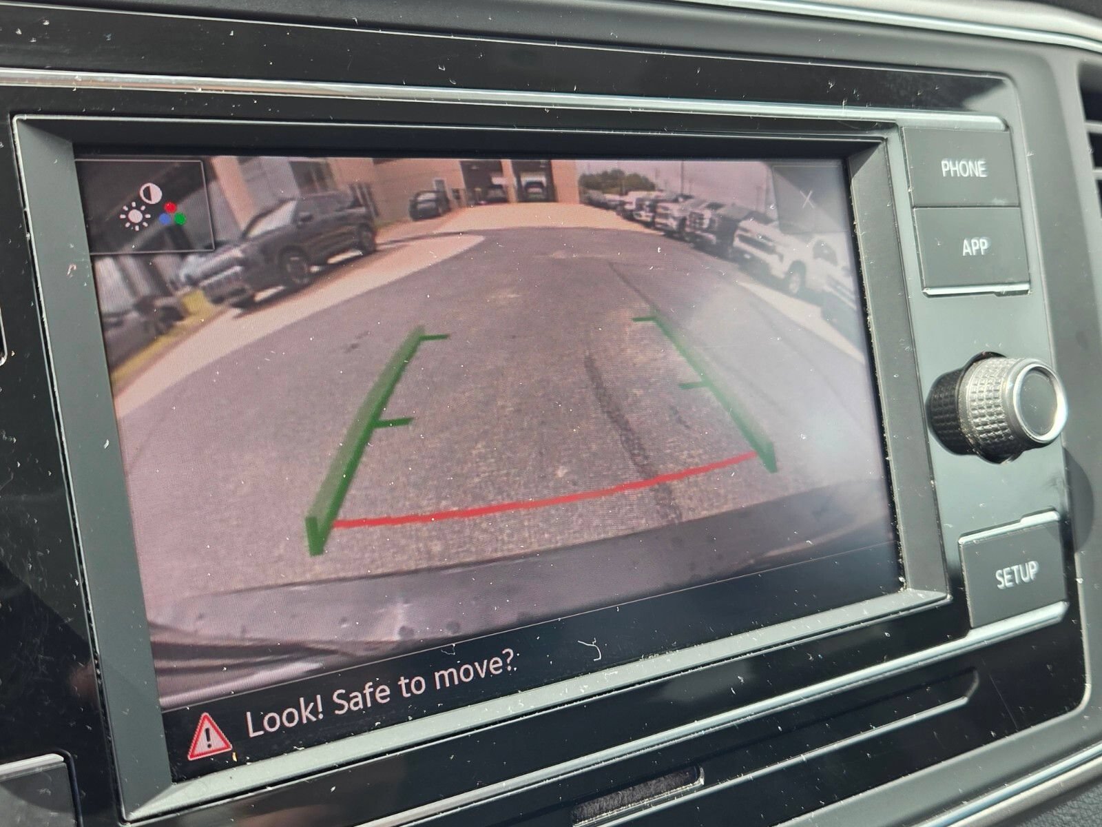 Used 2018 Volkswagen Atlas S FWD image 21