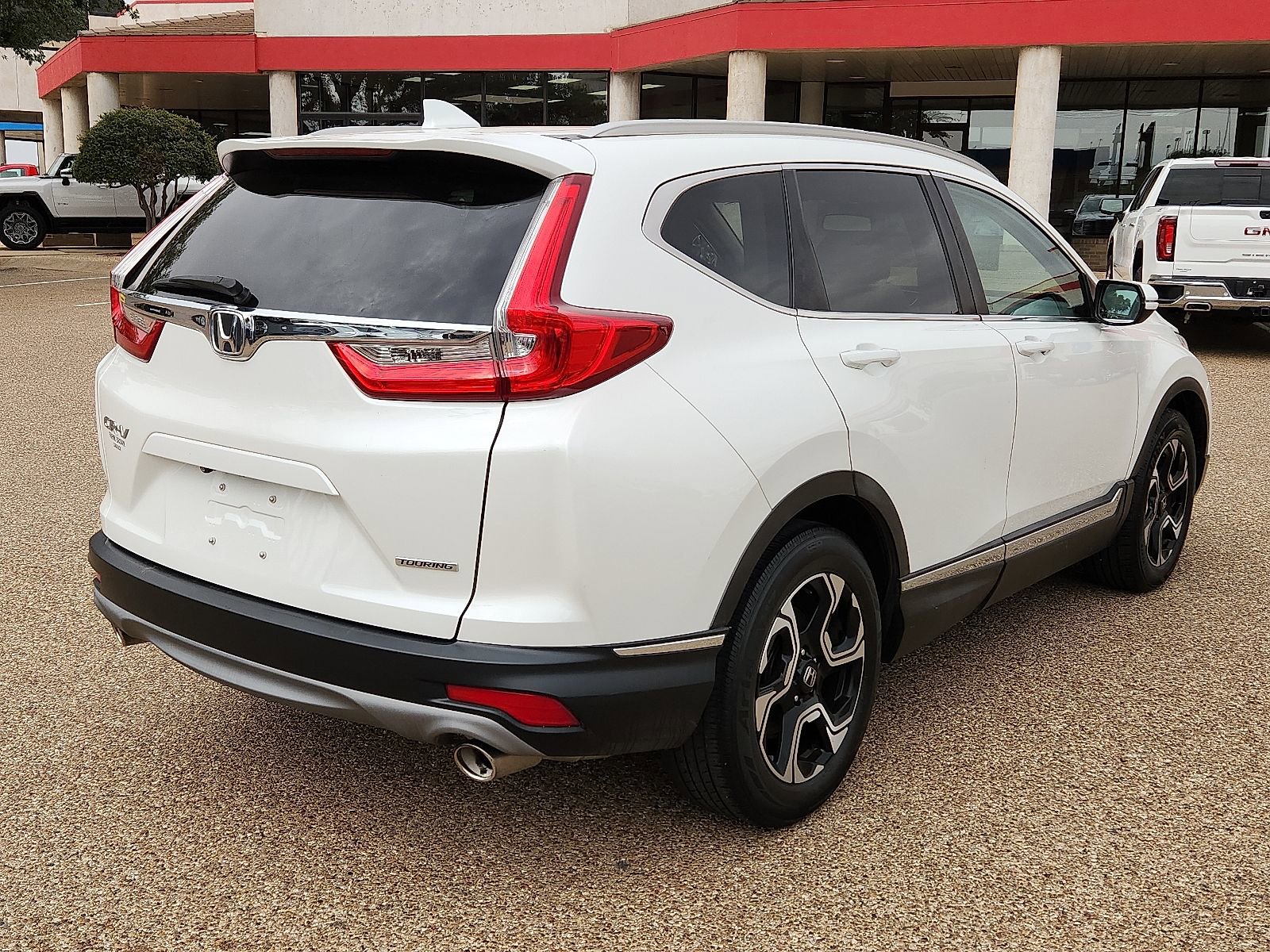 Used 2019 Honda CR-V Touring image 4