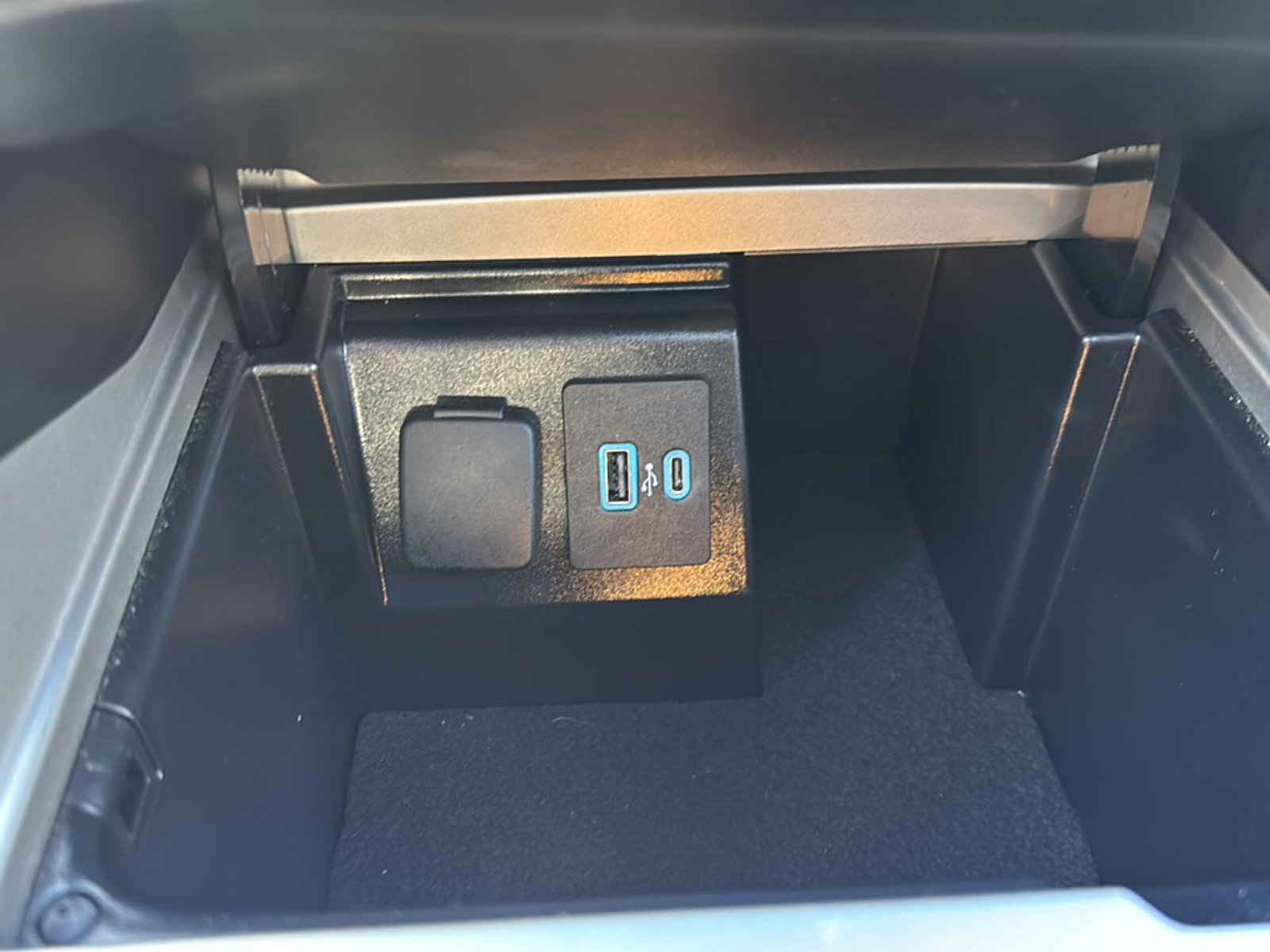 Used 2023 Ford Explorer ST w/ Equipment Group 401A image 40