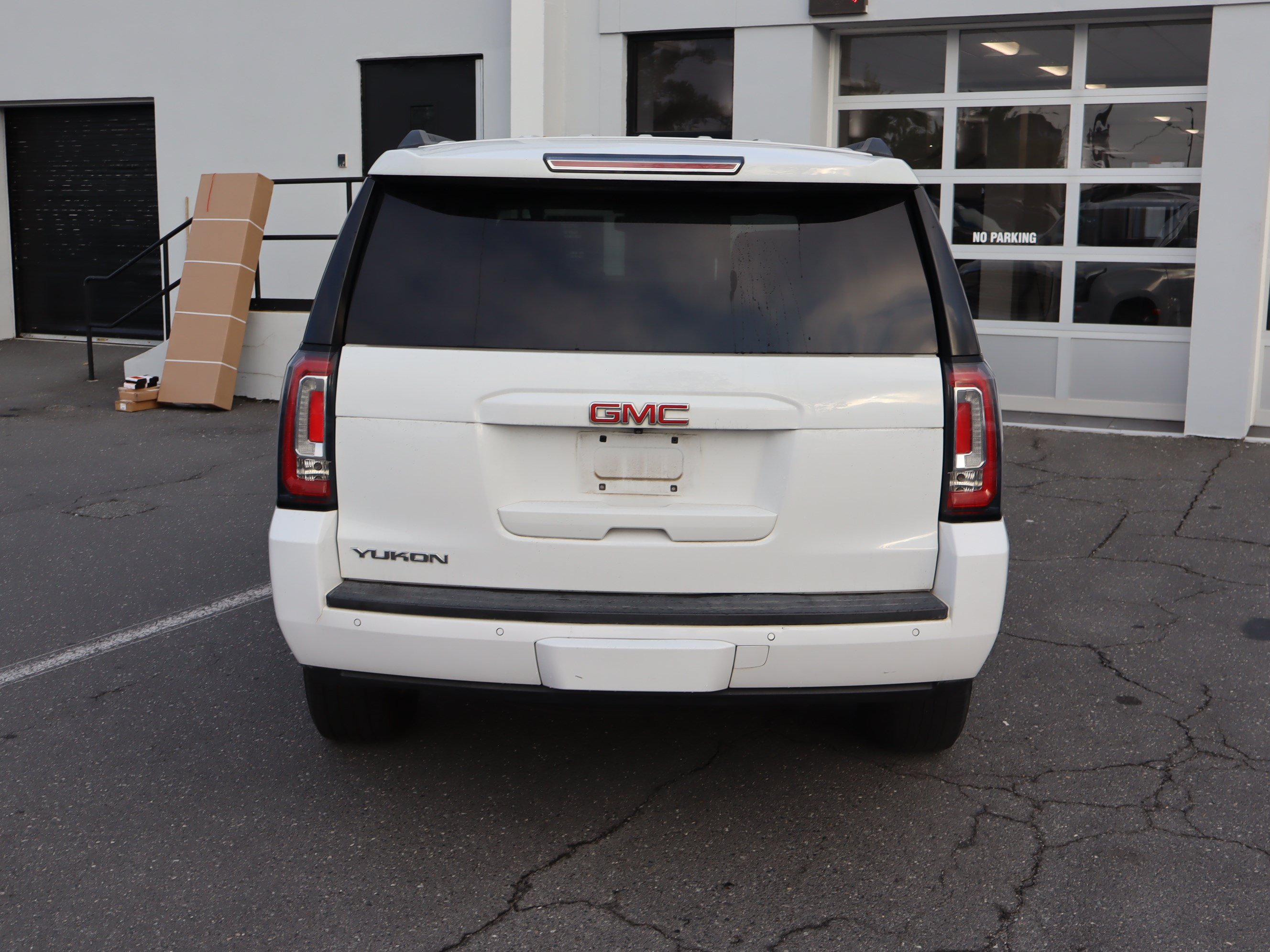 Used 2020 GMC Yukon SLT AWD/4WD image 9