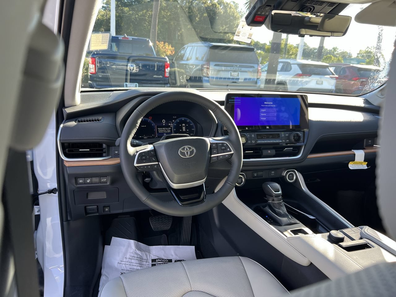 Used 2026 Toyota Grand Highlander AWD image 30