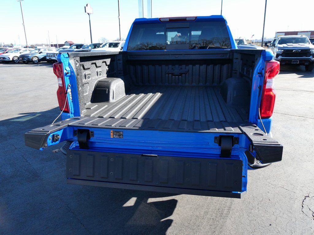 New 2026 Chevrolet Silverado 1500 RST w/ RST All Star Premium Package image 7
