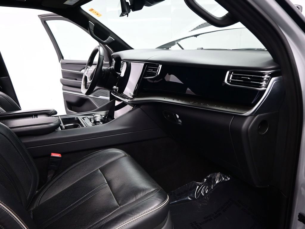 Used 2024 Jeep Grand Wagoneer Series II w/ Quick Order Packagew 28T image 16