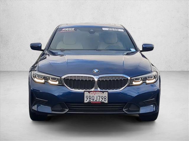 Used 2019 BMW 330i xDrive Sedan w/ Convenience Package video 2