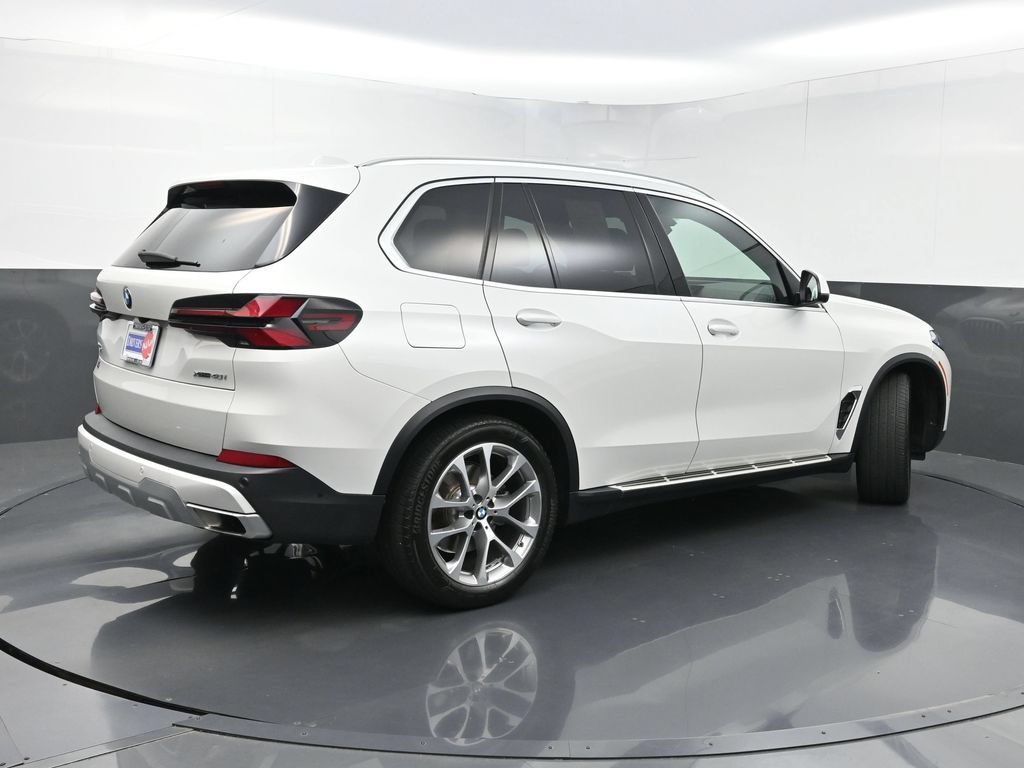 Used 2024 BMW X5 xDrive40i w/ Premium Package AWD/4WD image 26