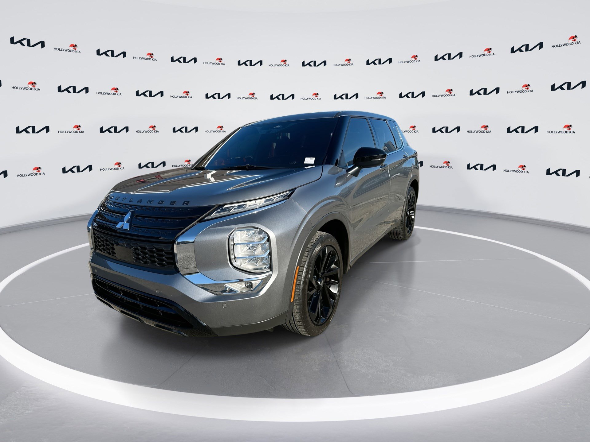 Used 2022 Mitsubishi Outlander SE FWD image 4