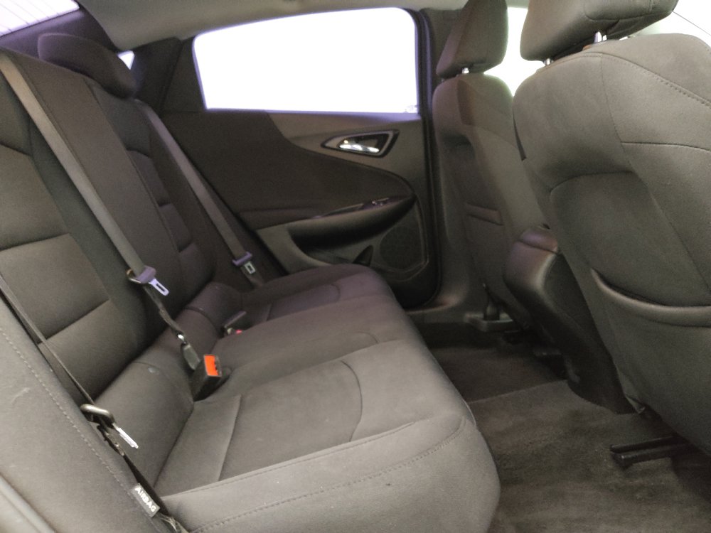 Used 2022 Chevrolet Malibu LS FWD image 19