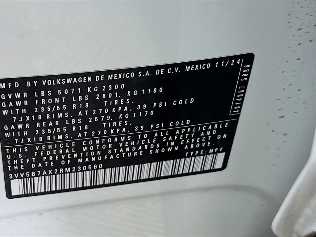 Used 2024 Volkswagen Tiguan Wolfsburg Edition image 27