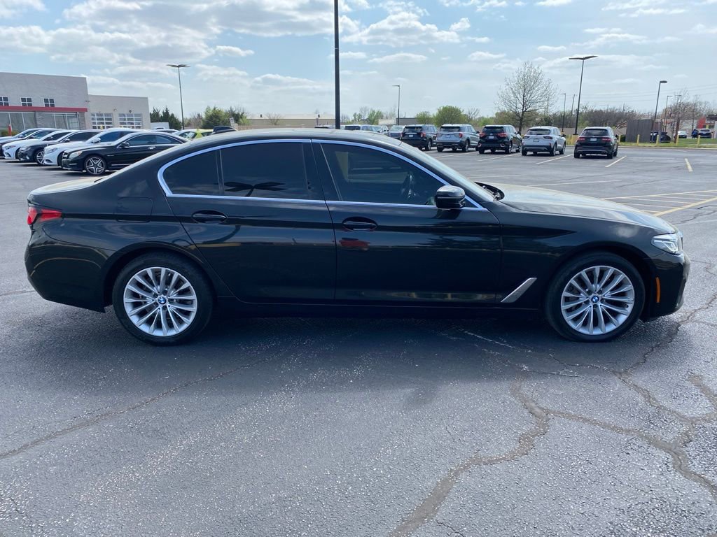 Used 2021 BMW 530i image 7