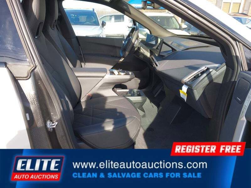 Used 2025 BMW iX xDrive50 image 10