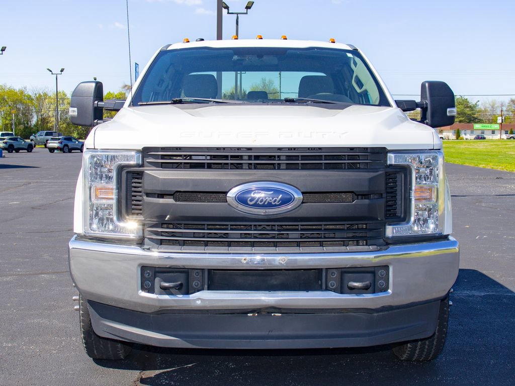 Used 2019 Ford F350 XL w/ XL Value Package image 2