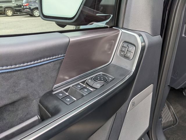 New 2025 Ford F150 Platinum w/ FX4 Off-Road Package image 19