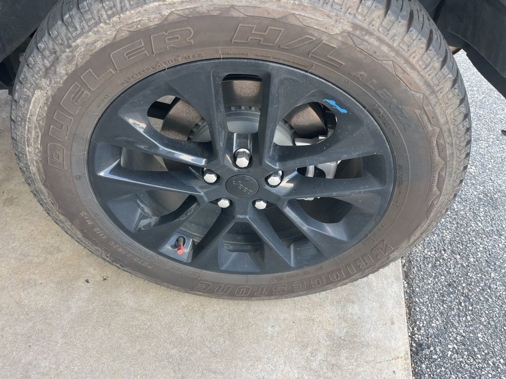 Used 2022 Jeep Wrangler Unlimited Sahara w/ Cold Weather Group image 37