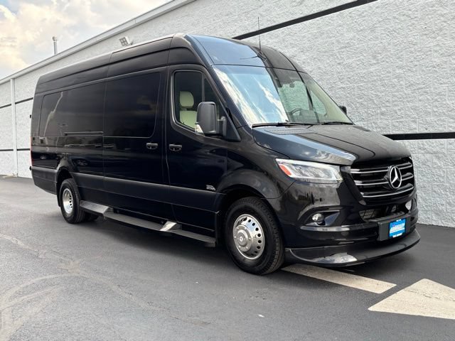 Used 2024 Mercedes-Benz Sprinter 3500 image 3