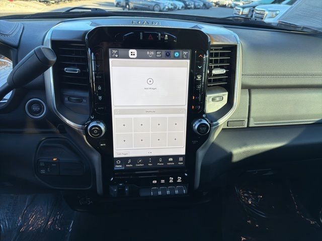 Used 2024 RAM 3500 Laramie image 19