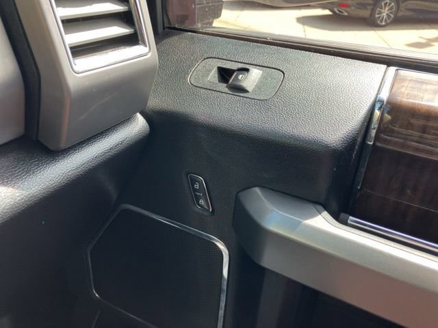 Used 2017 Ford F250 Platinum w/ Platinum Ultimate Package image 28