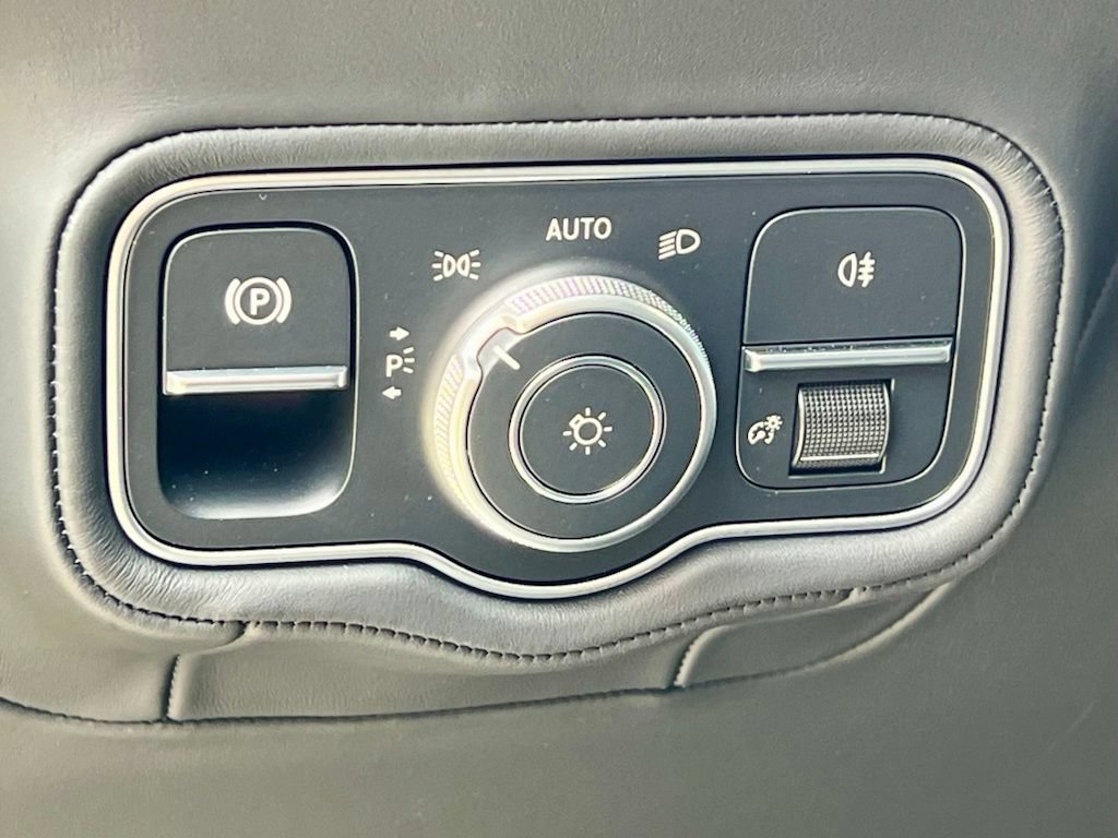 Certified 2026 Mercedes-Benz G 63 AMG 4MATIC image 46
