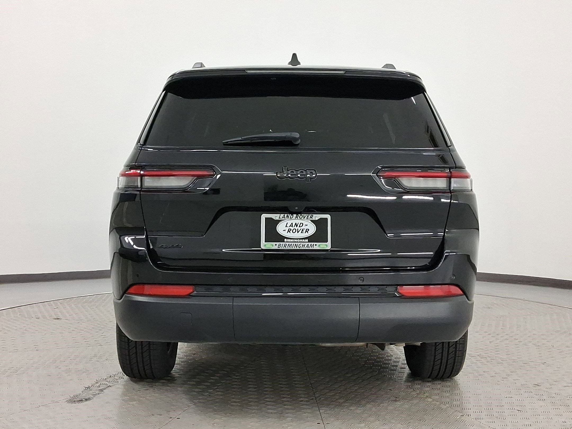 Used 2024 Jeep Grand Cherokee L Laredo image 10