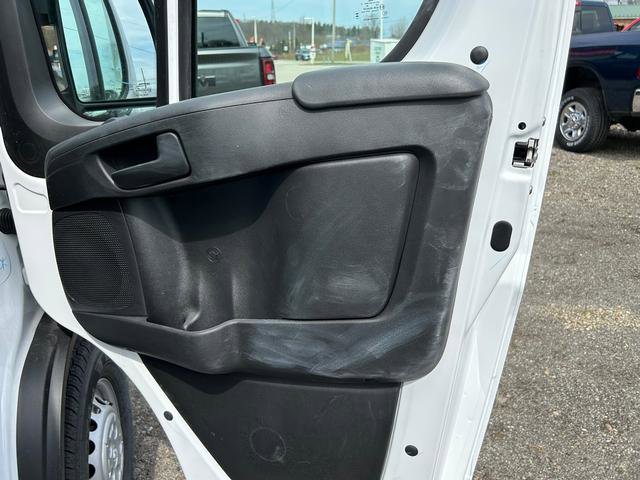 New 2024 RAM ProMaster 2500 w/ Convenience Group image 21