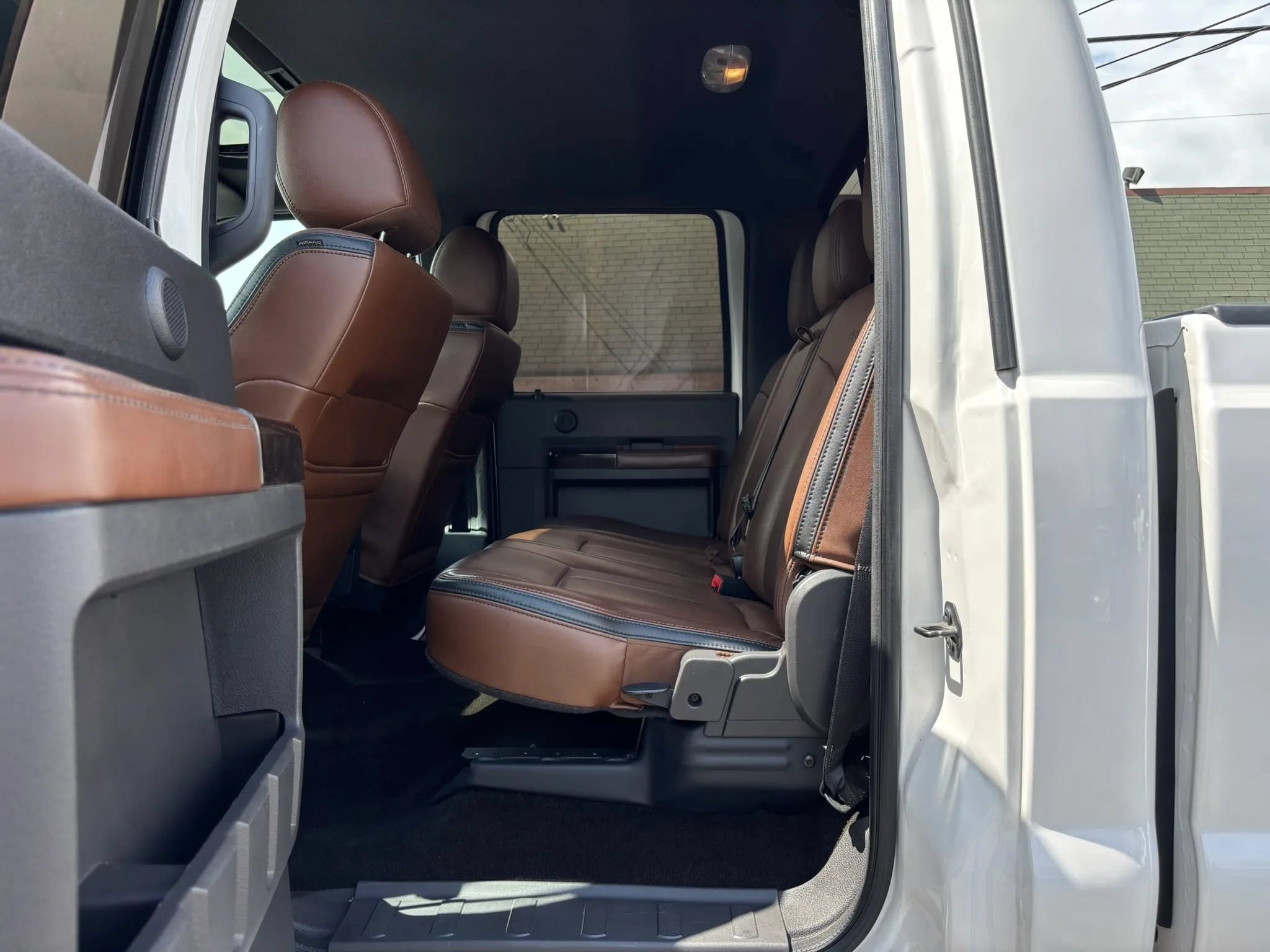 Used 2014 Ford F250 Platinum w/ FX4 Off-Road Package AWD/4WD image 26
