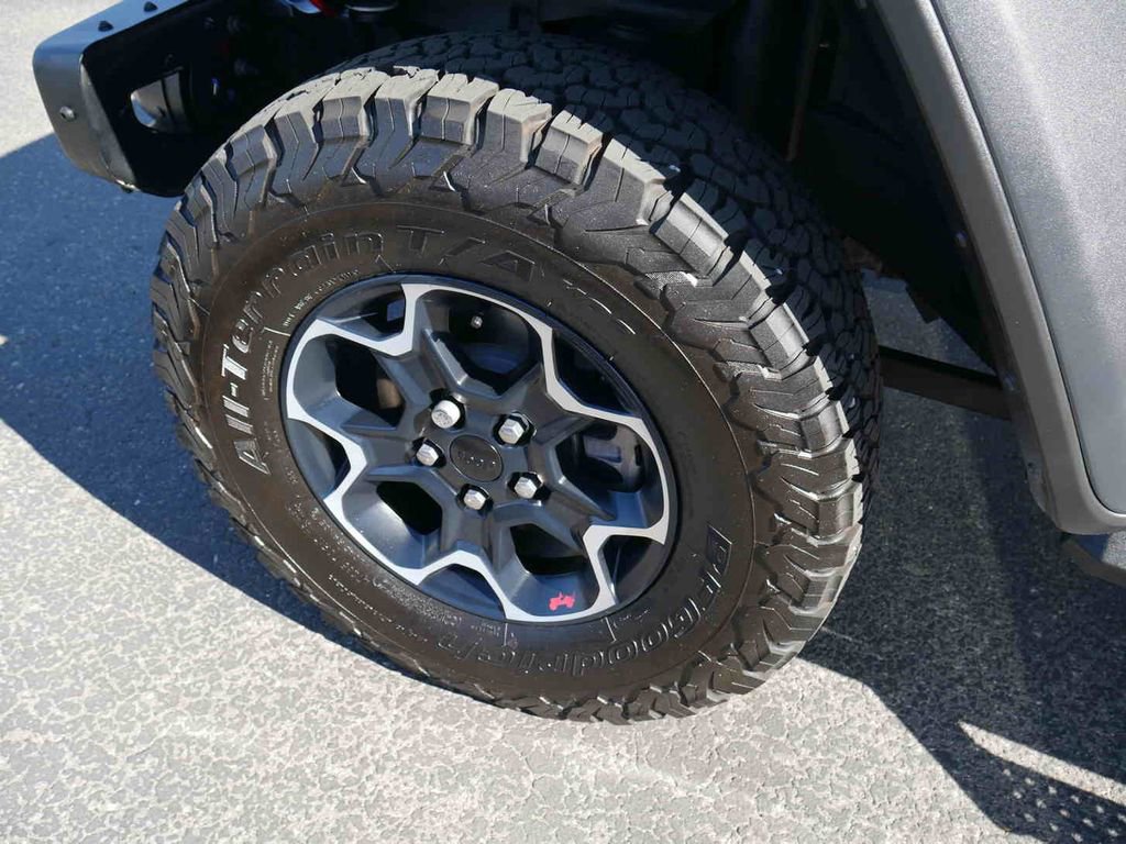 Used 2023 Jeep Wrangler Unlimited Rubicon w/ Steel Bumper Group image 14