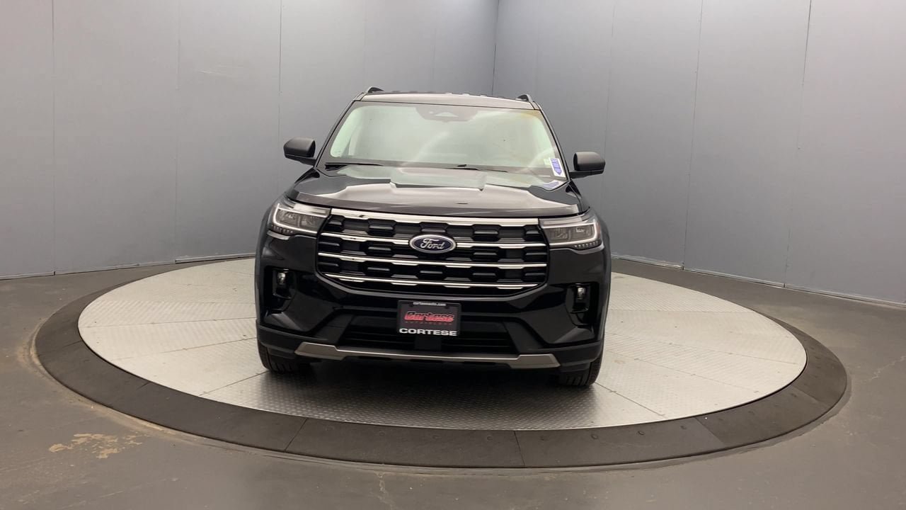 New 2026 Ford Explorer Active w/ Active Comfort Package AWD/4WD image 8