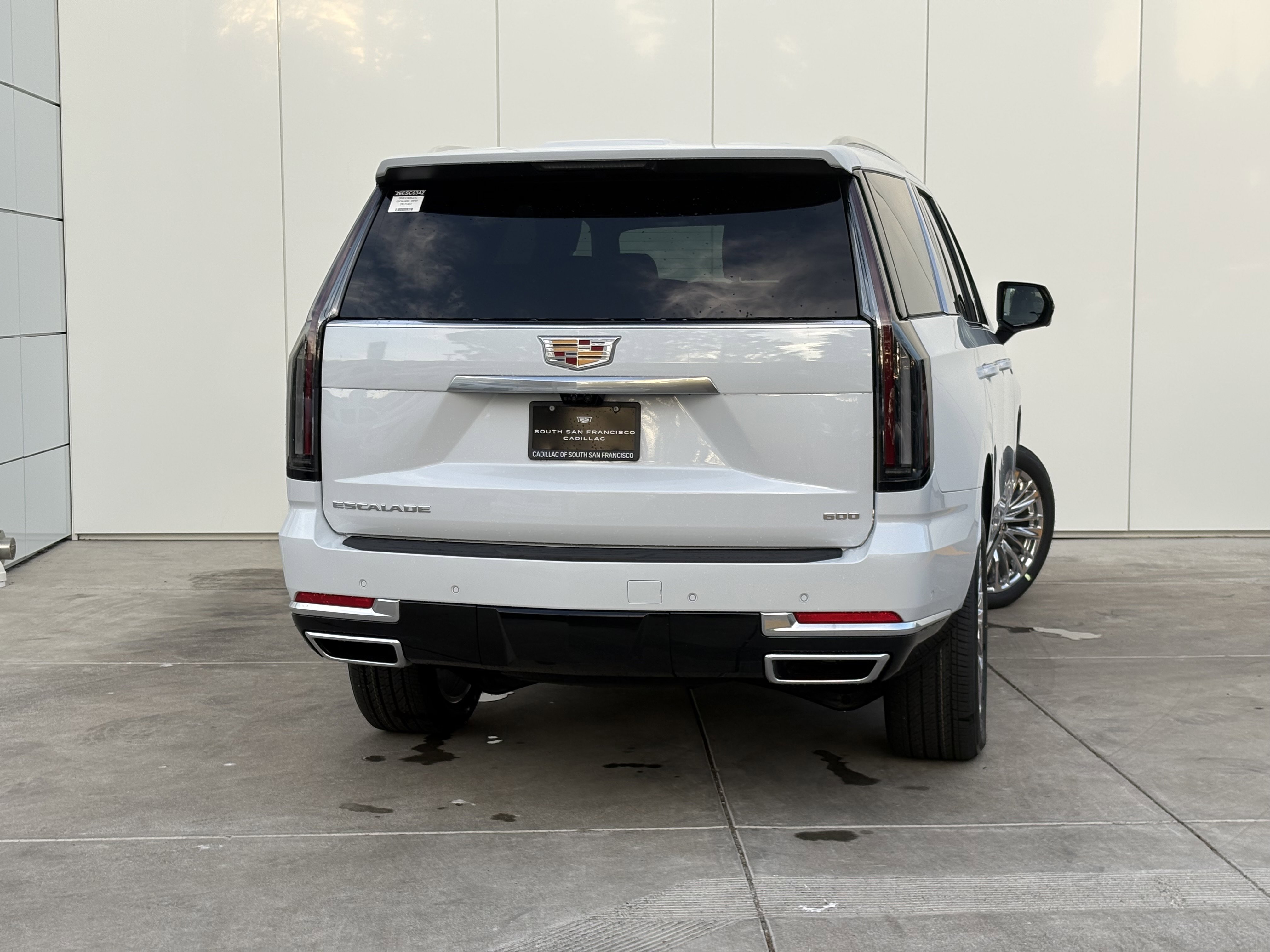 New 2026 Cadillac Escalade Luxury image 6