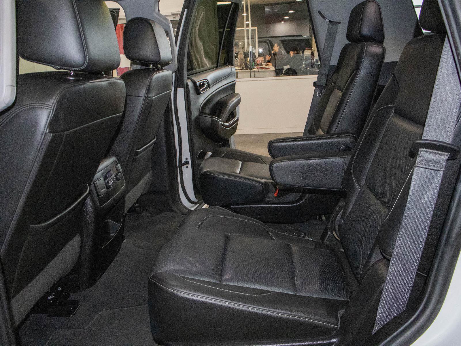 Used 2019 GMC Yukon SLT image 14