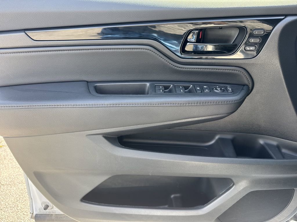 Used 2024 Honda Odyssey Touring image 10