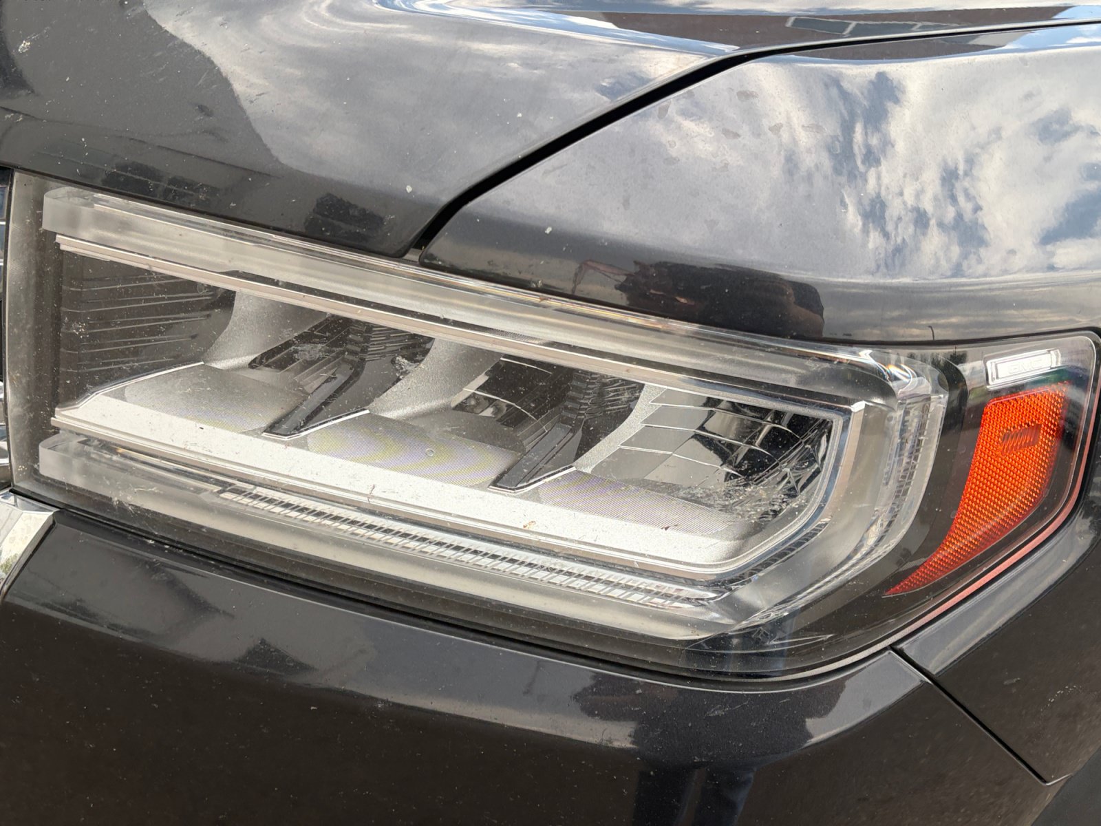 Used 2020 GMC Acadia SLT AWD/4WD image 11