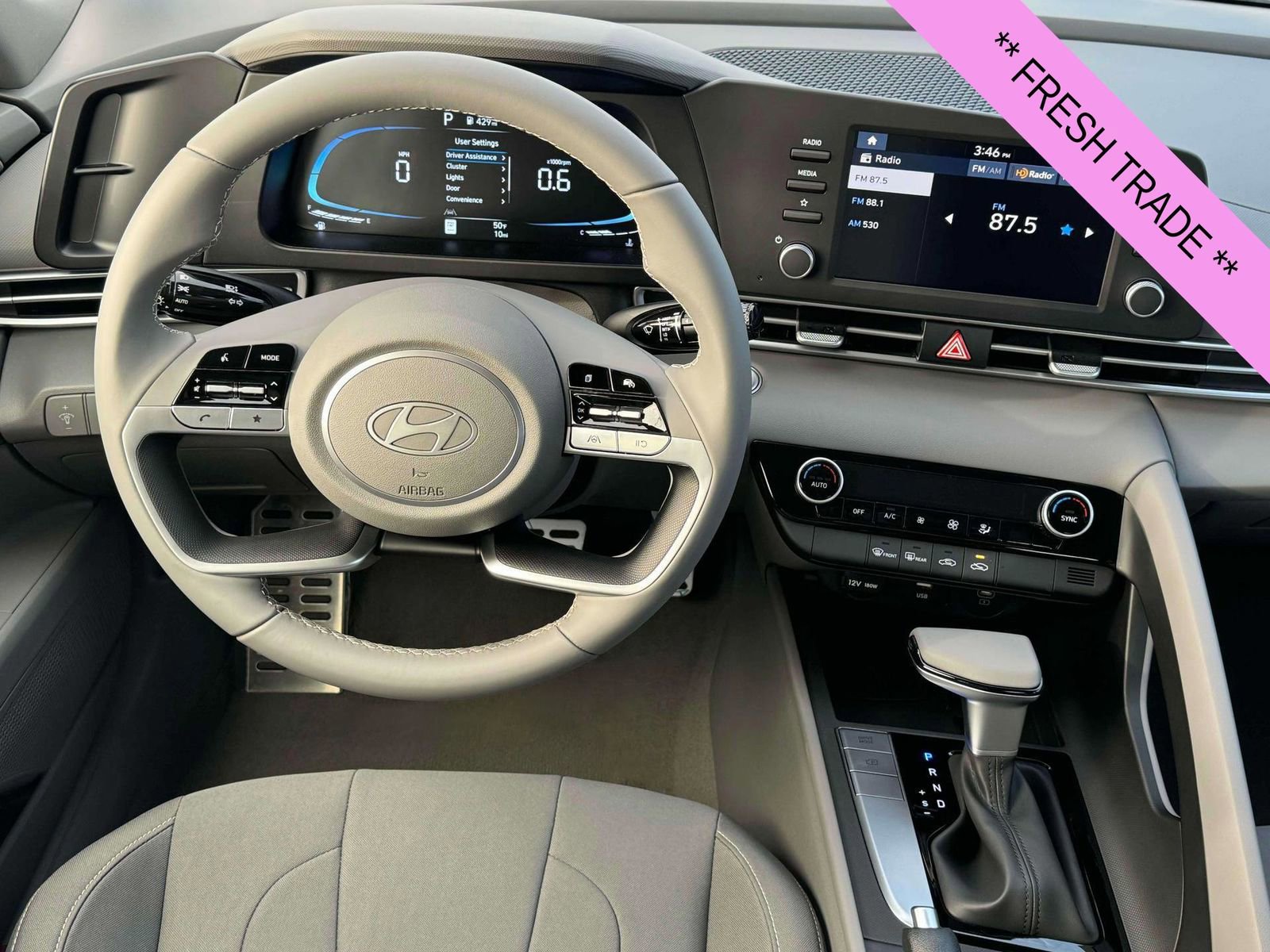 Used 2025 Hyundai Elantra Sport image 19