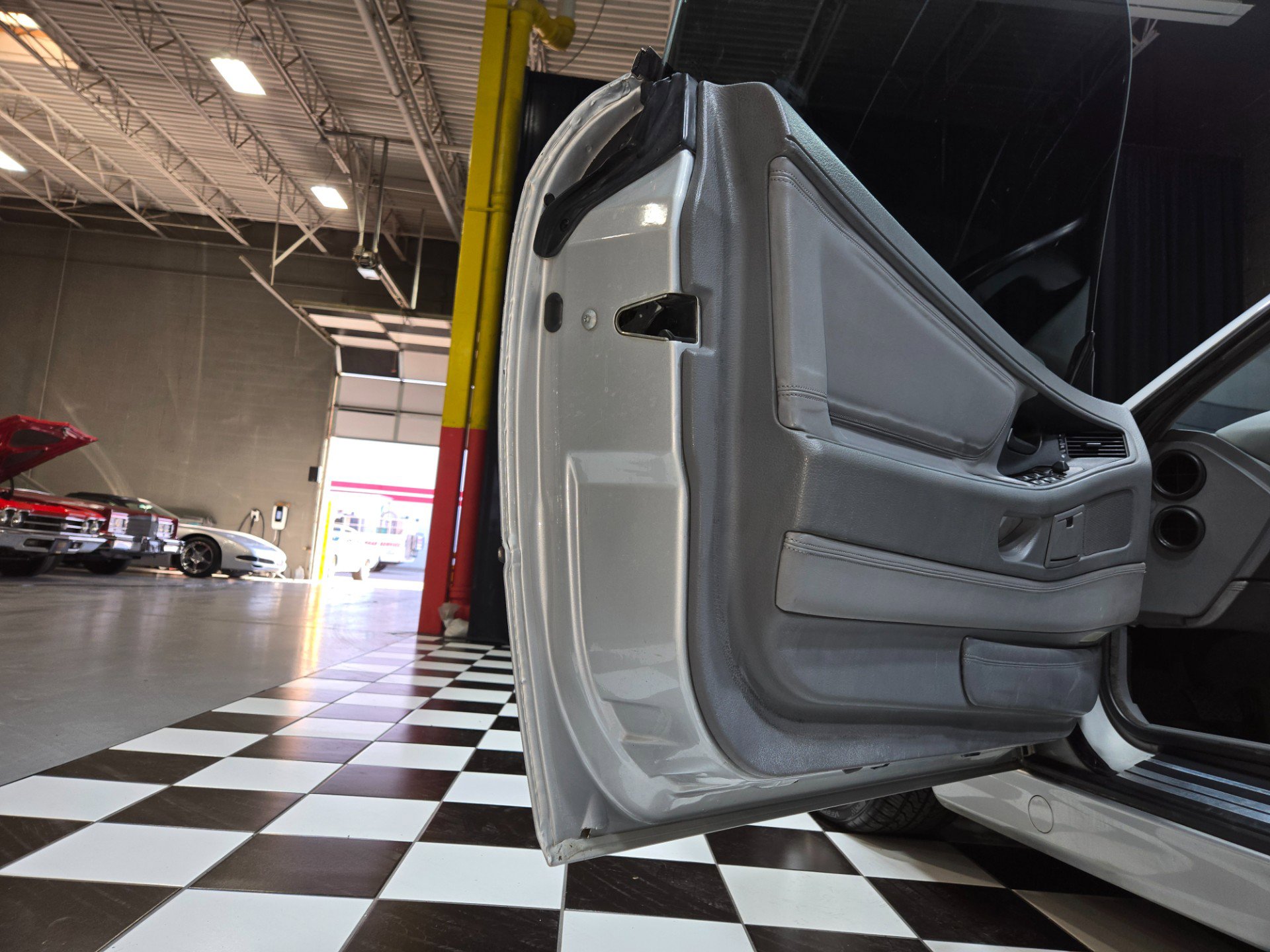 Used 1991 BMW 850i image 93