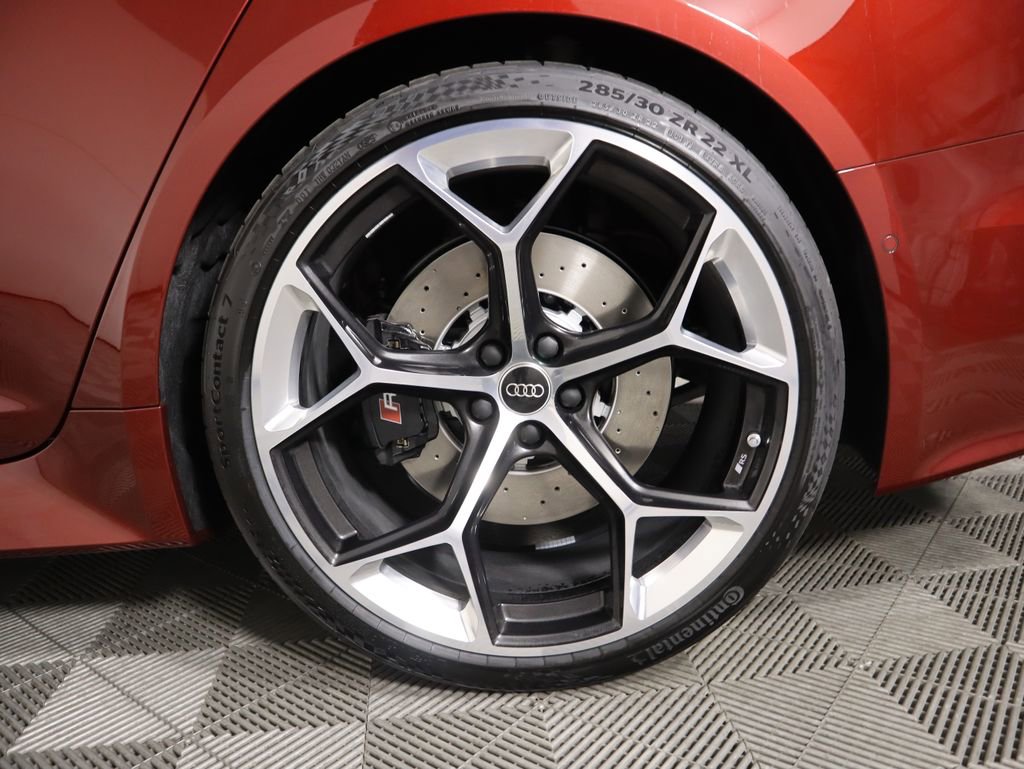 New 2025 Audi RS 6 performance image 32