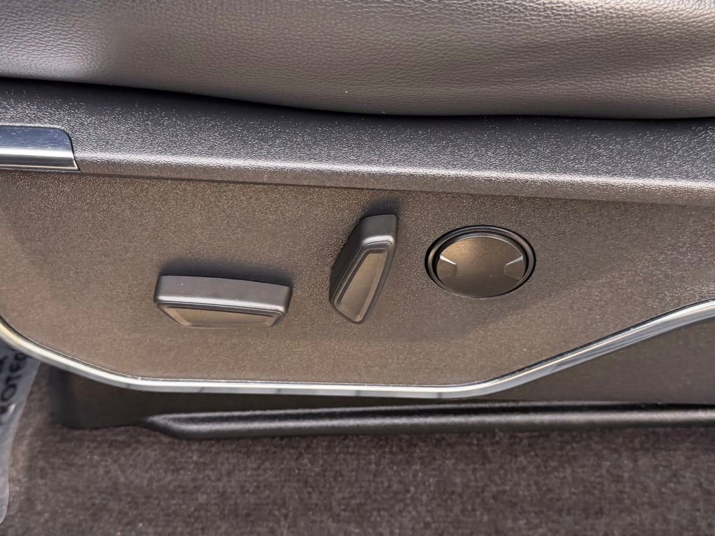 Certified 2022 Ford F150 Lariat image 18