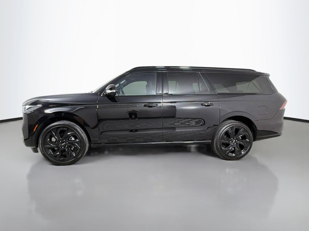 New 2027 Lincoln Navigator L Reserve w/ Jet Appearance Package RWD image 8