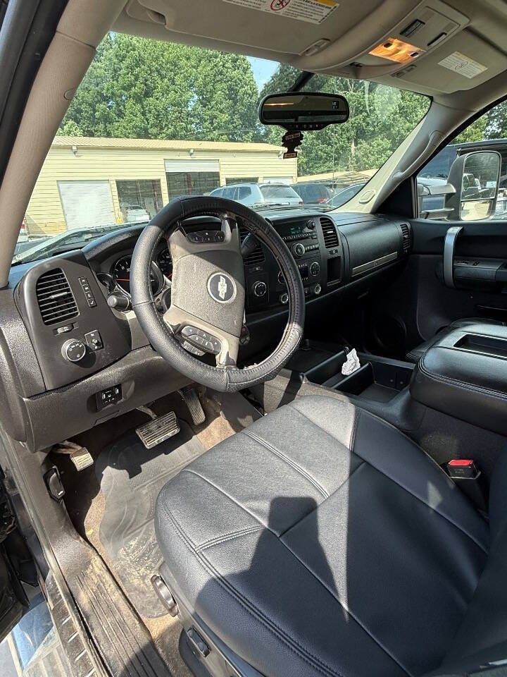 Used 2008 Chevrolet Silverado 3500 LT AWD/4WD image 9