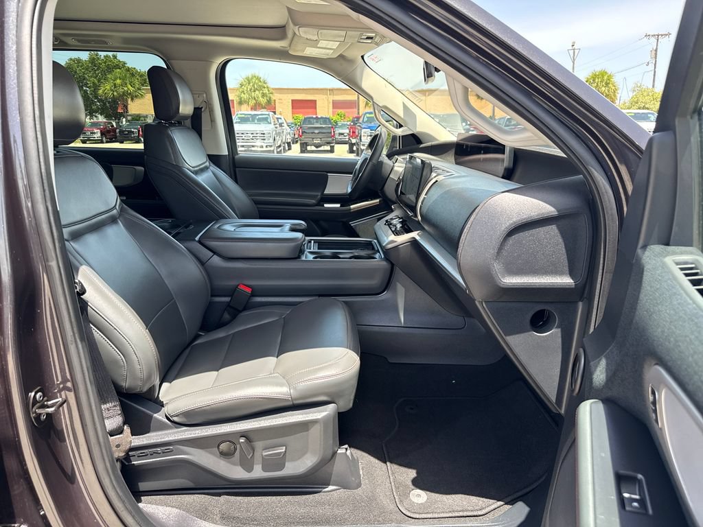 Certified 2025 Ford Expedition Active RWD image 29