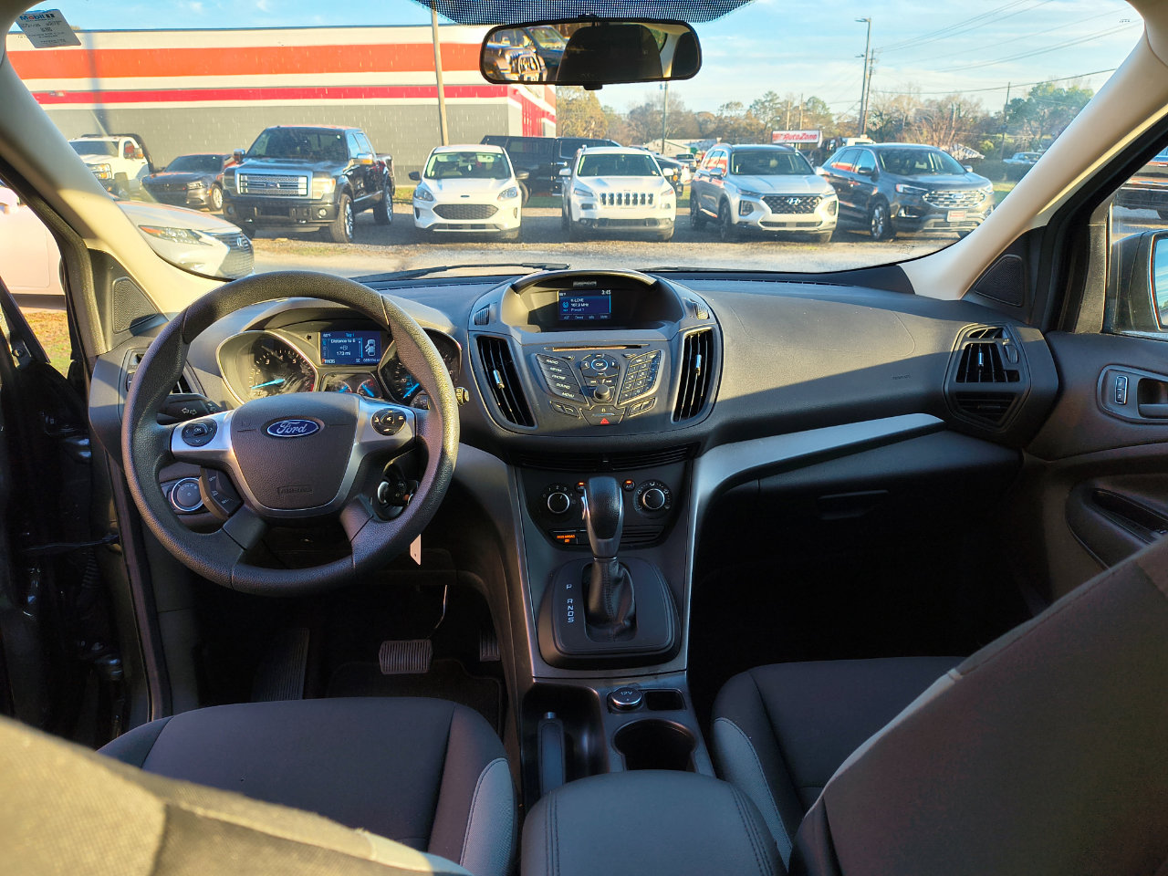 Used 2015 Ford Escape S image 10