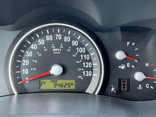 Used 2006 Kia Sedona LX FWD image 13