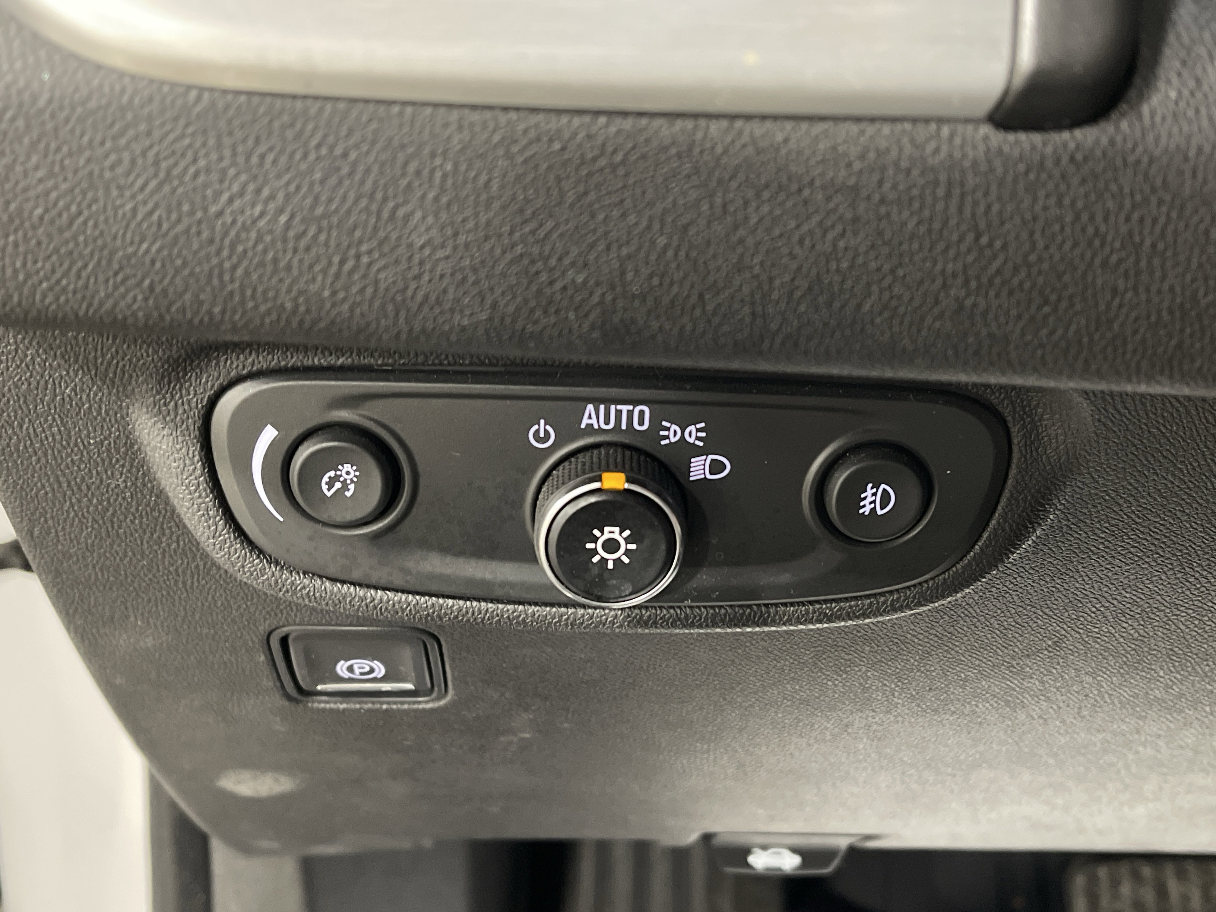 Used 2020 GMC Terrain SLT w/ Preferred Package image 21