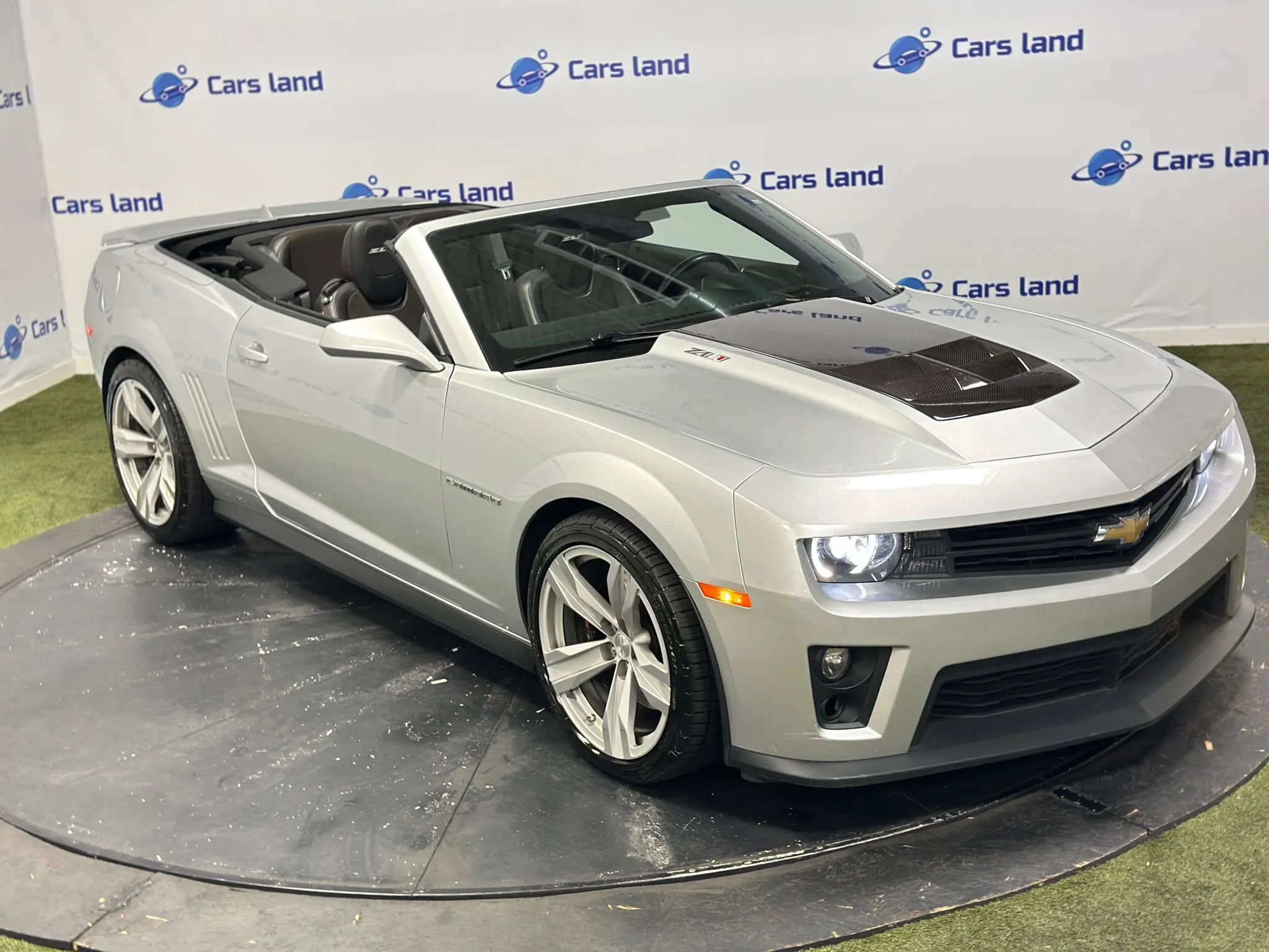 Used 2014 Chevrolet Camaro ZL1 RWD image 9