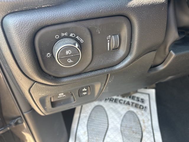 Used 2023 RAM 1500 Big Horn image 33