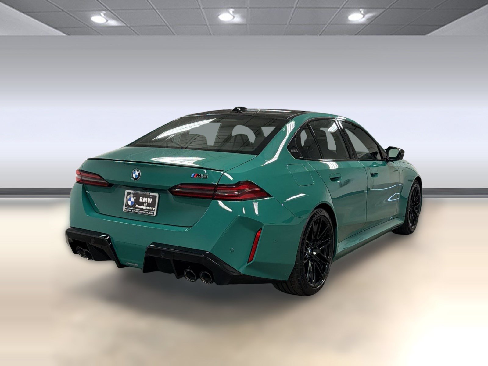 New 2027 BMW M5 w/ Executive Package AWD/4WD image 9
